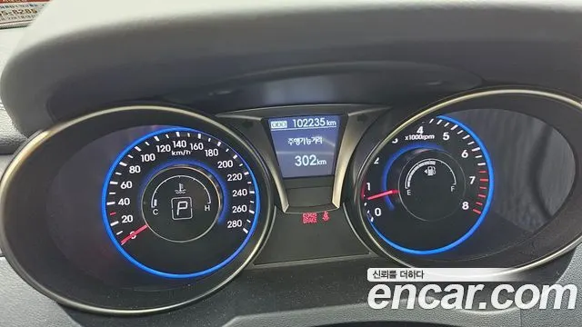 HYUNDAI GENESIS COUPE 2015 — 102 300 км, серебристо-серый, Корея — под ключ — фото 9