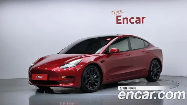 TESLA MODEL 3 2021