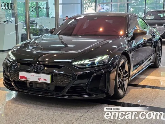 Audi RS e-tron GT — из Кореи под ключ