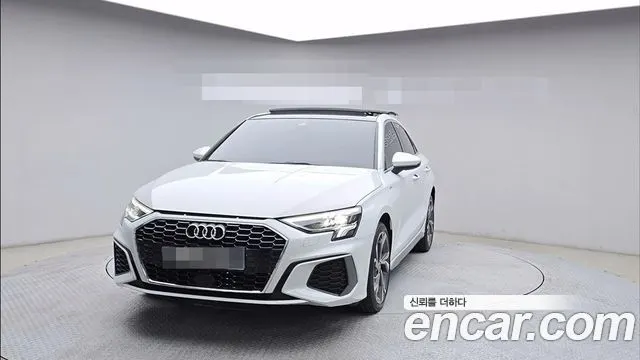 AUDI A3 2023