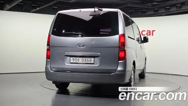 HYUNDAI GRAND STAREX 2016 — 230 061 км, серебристый, Корея — под ключ — фото 4