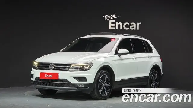 VOLKSWAGEN TIGUAN 2020