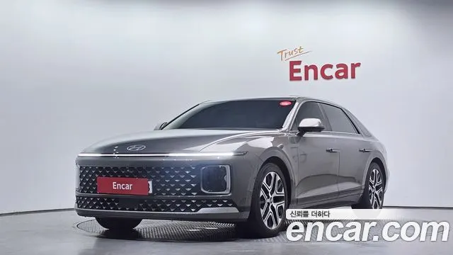 HYUNDAI GRANDEUR HYBRID 2023 — 126 416 км, серебристо-серый, Корея — под ключ — фото 1