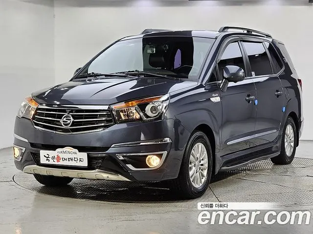 KGM KORANDO TURISMO 2017 — 92 000 км, серый, Корея — под ключ — фото 1