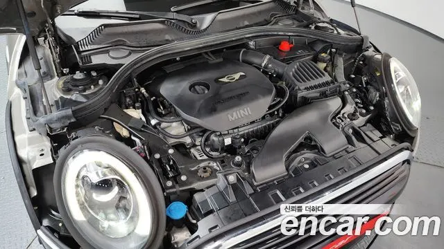 MINI COOPER CLUBMAN 2019 — 88 145 км, серебристо-серый, Корея — под ключ — фото 6