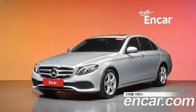 MERCEDES-BENZ E-CLASS W213 2018 — 191 487 км, серебристый, Корея — под ключ — фото 2