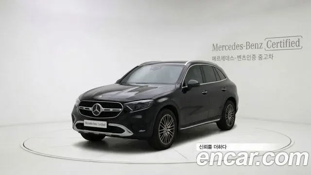 MERCEDES-BENZ GLC-CLASS X254 2023 — 30 183 км, чёрный, Корея — под ключ — фото 1