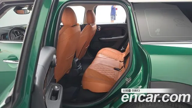 MINI COOPER COUNTRYMAN 2022 — 31 395 км, тёмно-зелёный, Корея — под ключ — фото 11