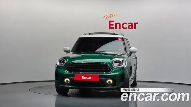 MINI COOPER COUNTRYMAN 2022 — 31 395 км, тёмно-зелёный, Корея — под ключ — фото 3