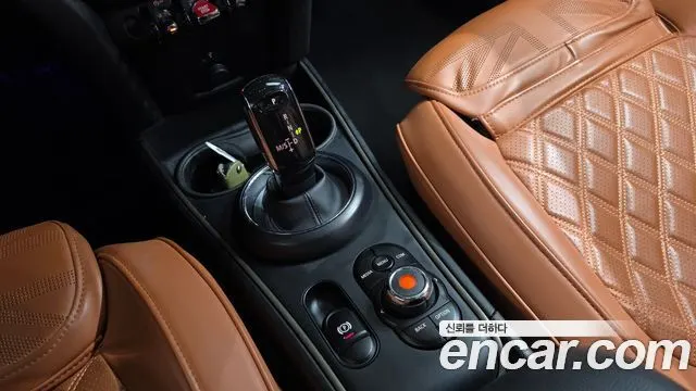 MINI COOPER COUNTRYMAN 2022 — 31 395 км, тёмно-зелёный, Корея — под ключ — фото 9