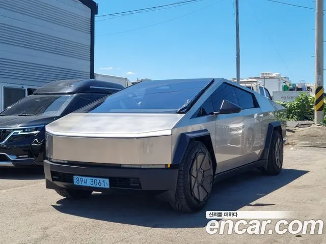 TESLA 2025 — 18 400 км, серебристый, Корея — под ключ — фото 2