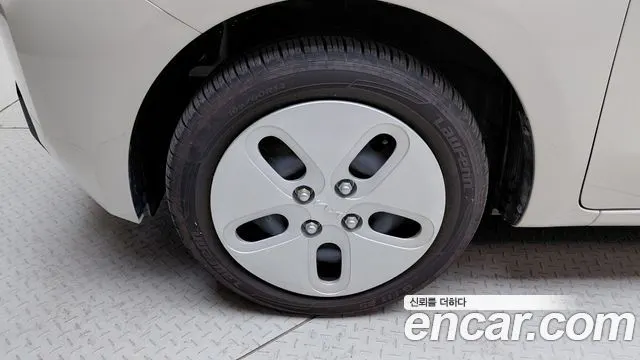 KIA KIA RAY 2023 — 21 293 км, белый-перламутр, Корея — под ключ — фото 5
