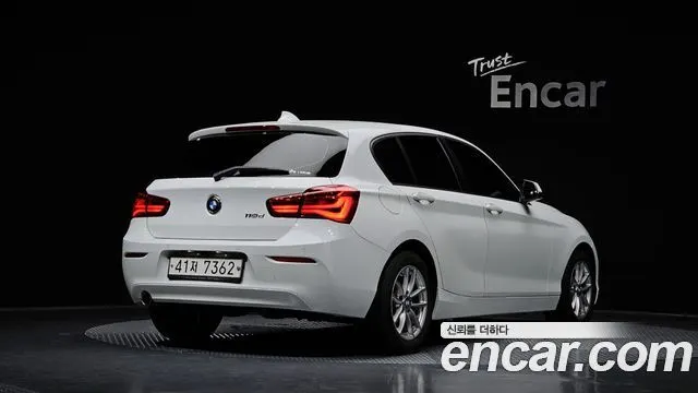 BMW 1 SERIES 2018
