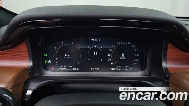 LINCOLN AVIATOR 2021 — 39 130 км, светло-золотистый, Корея — под ключ — фото 8