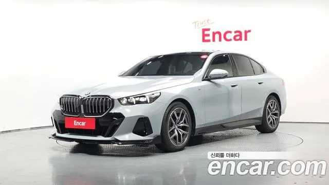 BMW 5 SERIES G60 2025