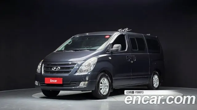 HYUNDAI GRAND STAREX 2017