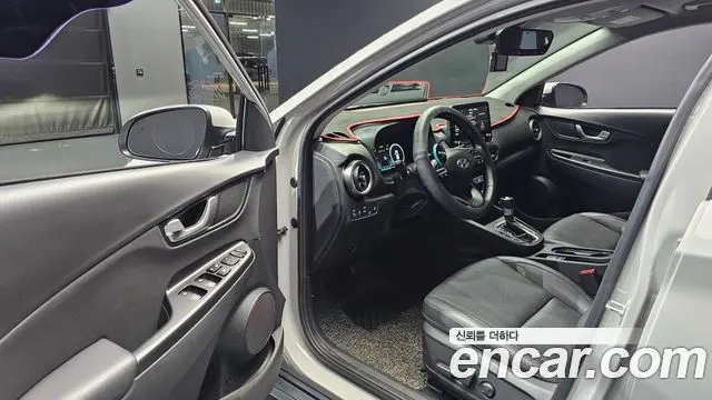 HYUNDAI KONA HYBRID 2023 — 39 323 км, серебристо-серый, Корея — под ключ — фото 10