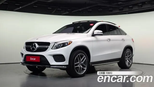 MERCEDES-BENZ GLE-CLASS W166 2017 — 180 653 км, белый, Корея — под ключ — фото 1