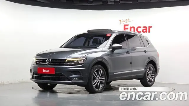 VOLKSWAGEN TIGUAN ALLSPACE 2018 — 114 885 км, Корея — под ключ — фото 1