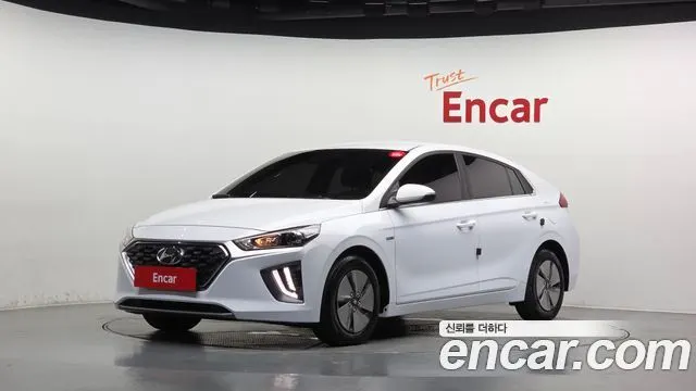 HYUNDAI IONIQ HYBRID 2020