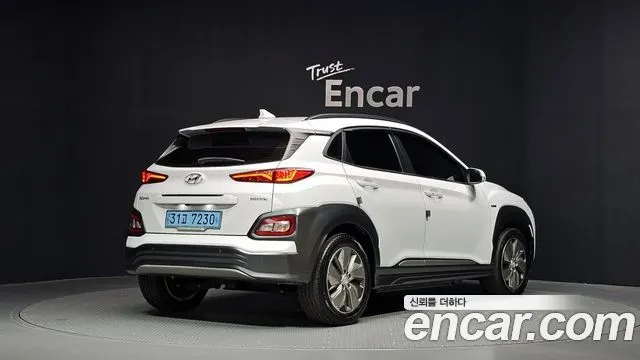 HYUNDAI KONA ELECTRIC 2019 — 152 720 км, белый, Корея — под ключ — фото 2