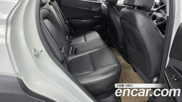HYUNDAI KONA ELECTRIC 2019 — 152 720 км, белый, Корея — под ключ — фото 11