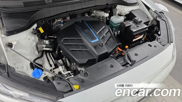 HYUNDAI KONA ELECTRIC 2019 — 152 720 км, белый, Корея — под ключ — фото 6