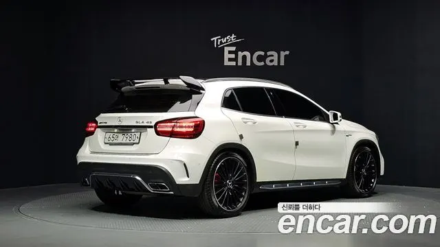 MERCEDES-BENZ GLA-CLASS X156 2019 — 64 147 км, белый, Корея — под ключ — фото 2