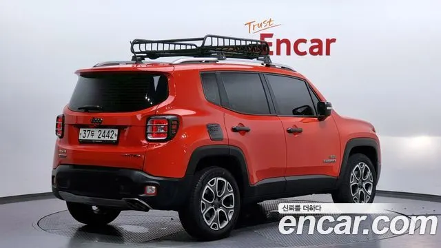 JEEP RENEGADE 2015 — 100 830 км, красный, Корея — под ключ — фото 2