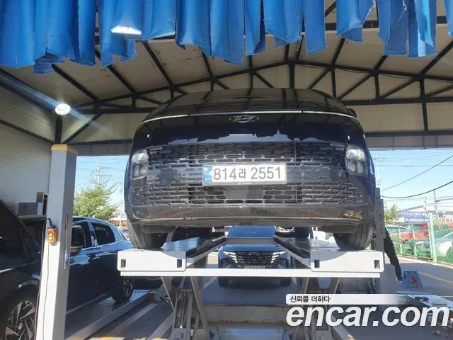 HYUNDAI STARIA 2024