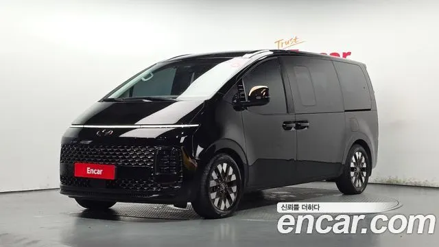 HYUNDAI STARIA 2022