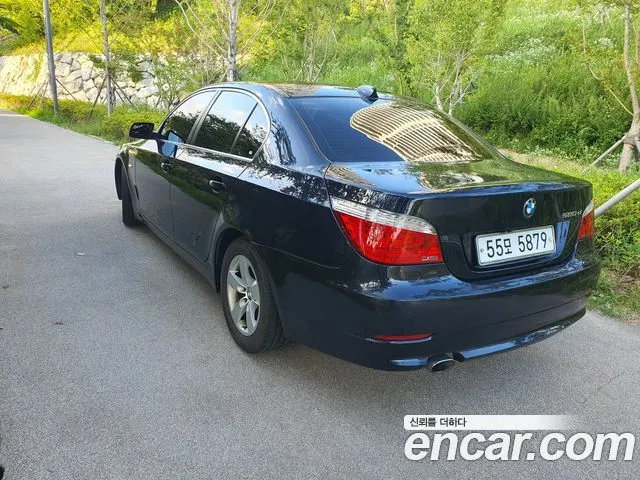 BMW 5 SERIES 2009 — 150 000 км, синий, Корея — под ключ — фото 8