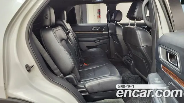 FORD EXPLORER 2016 — 159 855 км, белый, Корея — под ключ — фото 11