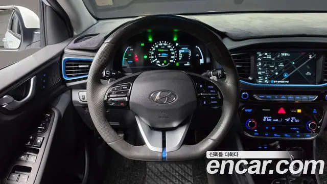 HYUNDAI IONIQ HYBRID 2019 — 154 093 км, белый, Корея — под ключ — фото 12