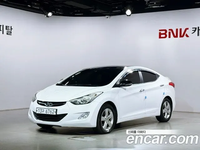 HYUNDAI AVANTE MD 2012