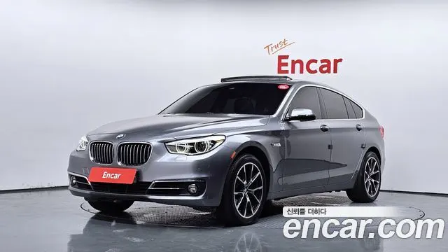 BMW 5 SERIES GT 2015 — 111 361 км, серебристо-серый, Корея — под ключ — фото 1