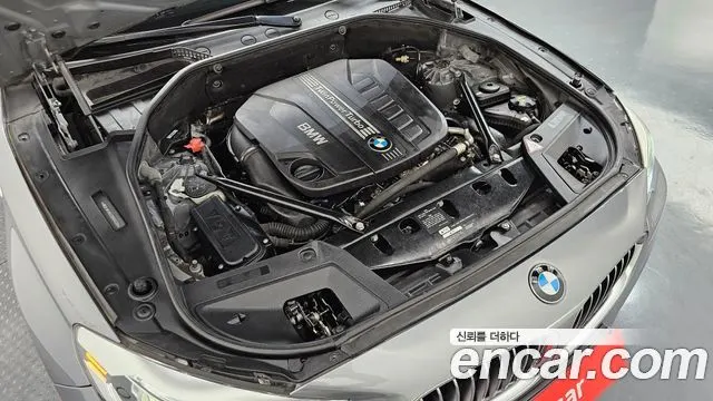BMW 5 SERIES GT 2015 — 111 361 км, серебристо-серый, Корея — под ключ — фото 6