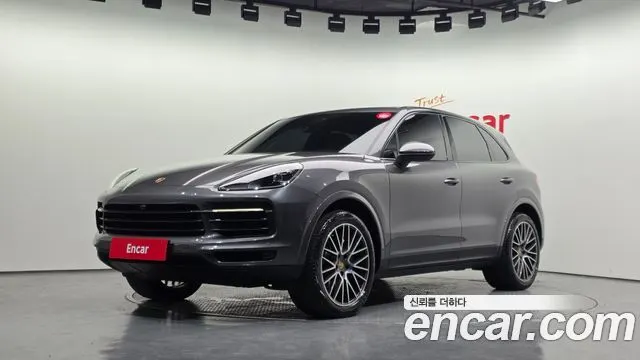 PORSCHE CAYENNE 2021