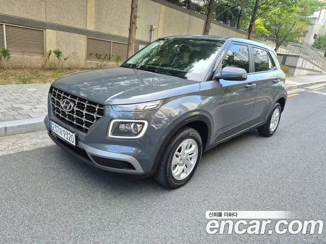 HYUNDAI VENUE 2024