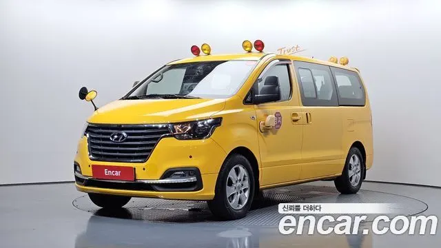 HYUNDAI GRAND STAREX 2019 — 153 357 км, жёлтый, Корея — под ключ — фото 1