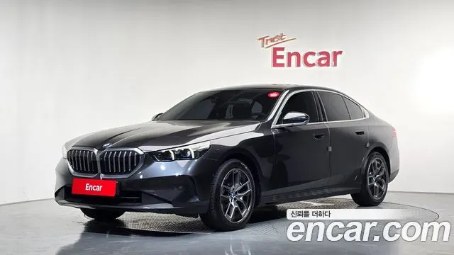 BMW 5 SERIES 2024