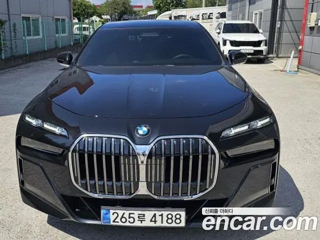 BMW 7 SERIES 2023