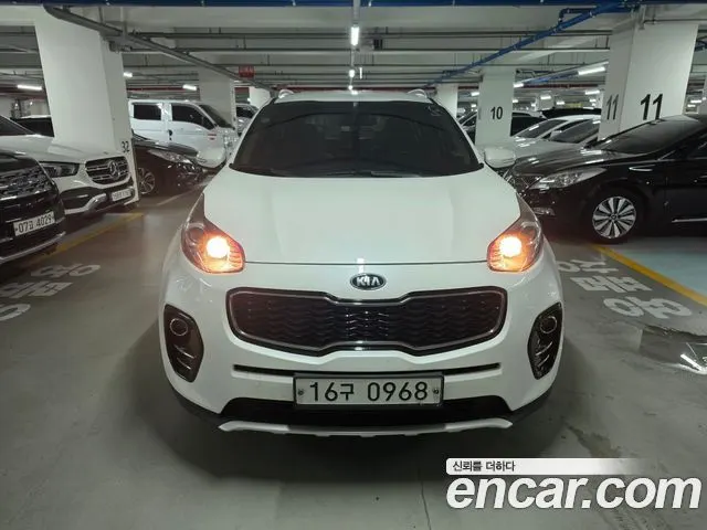 KIA SPORTAGE 2016 — 250 000 км, Корея — под ключ — фото 1
