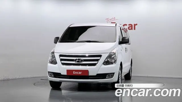 HYUNDAI GRAND STAREX 2017 — 142 388 км, белый, Корея — под ключ — фото 3