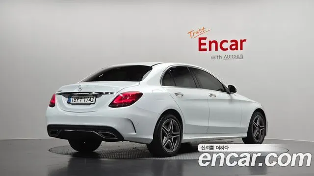 MERCEDES-BENZ C-CLASS W205 2021