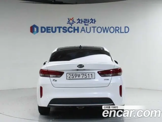 KIA K5 HYBRID 2018 — 143 008 км, белый, Корея — под ключ — фото 4