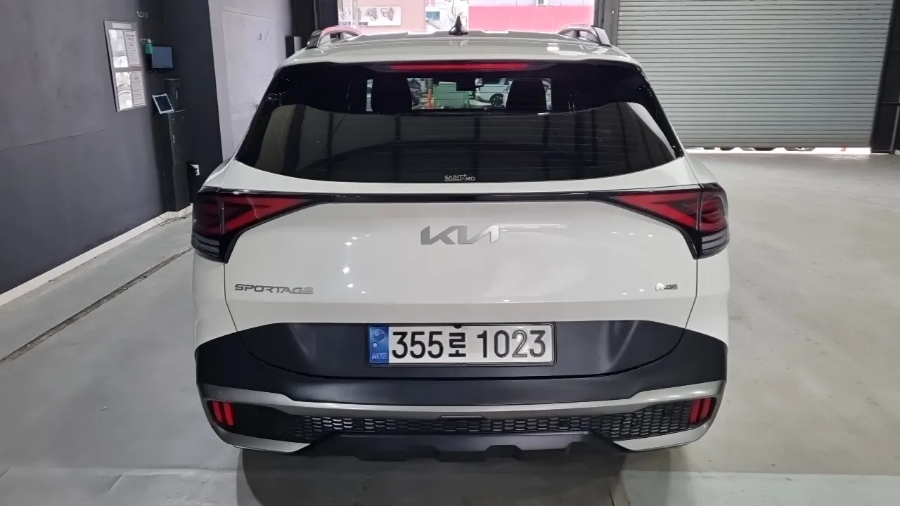 KIA SPORTAGE HYBRID 2023 — 95 000 км, белый, Корея — под ключ — фото 4
