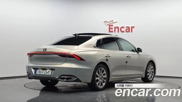 HYUNDAI GRANDEUR HYBRID IG 2023