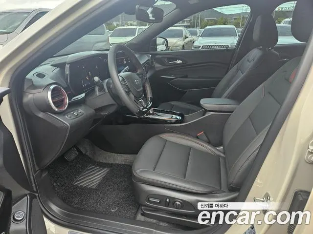 CHEVROLET TRAX CROSSOVER 2026 — 5 904 км, белый-перламутр, Корея — под ключ — фото 10