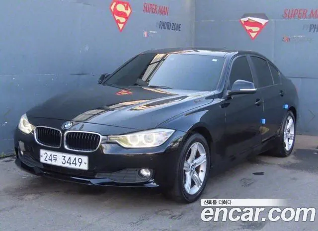 BMW 3 SERIES 2014 — 271 817 км, чёрный, Корея — под ключ — фото 1